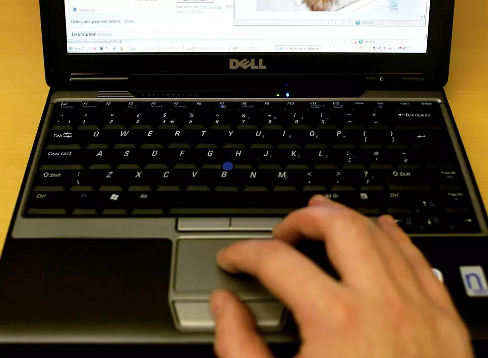 Money Minute: How to Manage Paying Your Bills