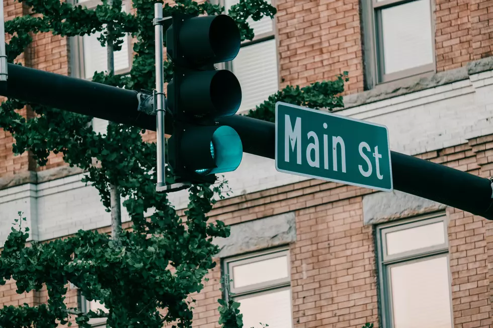Main Street in Buffalo, New York; East vs West