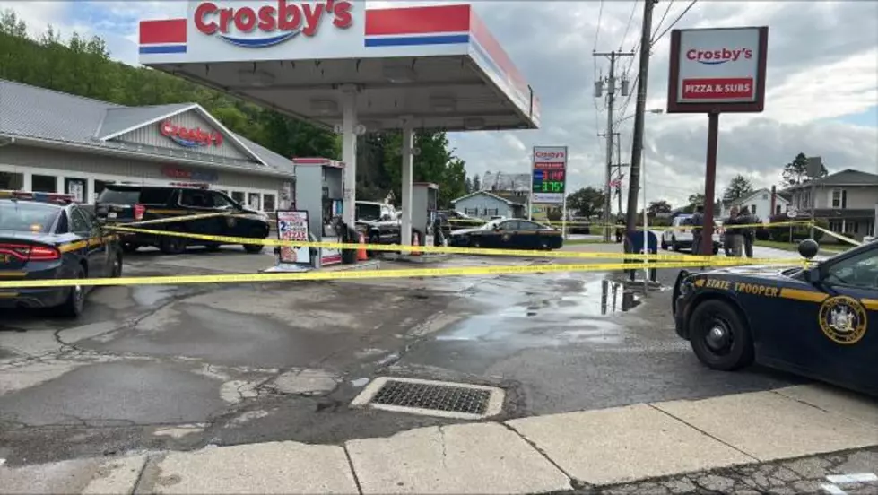 New York Woman Stabs 2 State Troopers